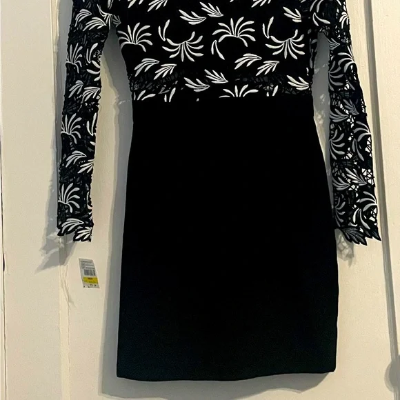 Romeo and Juliet Couture Medium Dress (never worn) - Picture 6 of 7